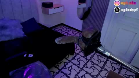 ANGELS online show from October 24, 10:50 pm