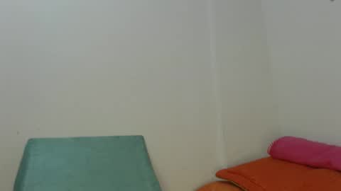 rebeca online show from May 9, 2:02 am