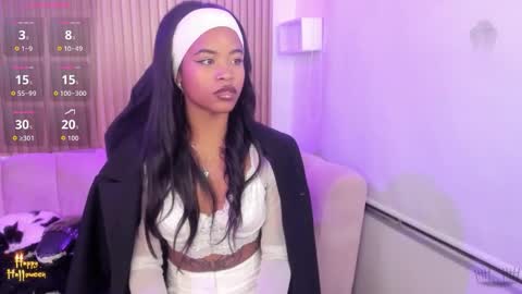 Snapshot of angelsmia_ chatting on October 31, 5:09 am  MIA available content ask online show from October 31, 5:09 am