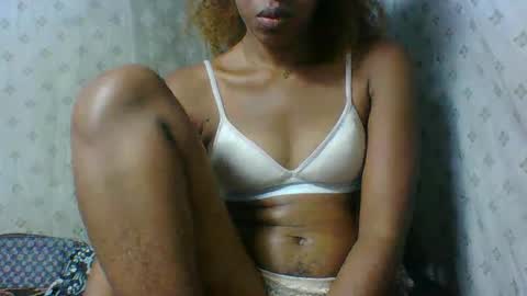 angeltta69 online show from May 6, 5:06 pm