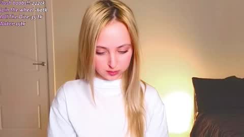  Im Chloe  i do FLASH BOOBS for new fan club online show from February 3, 12:32 pm