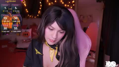 Snapshot of angelytaxx chatting on October 23, 7:03 am Angel online show from October 23, 7:03 am