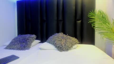 angi_lozano online show from November 17, 11:22 am