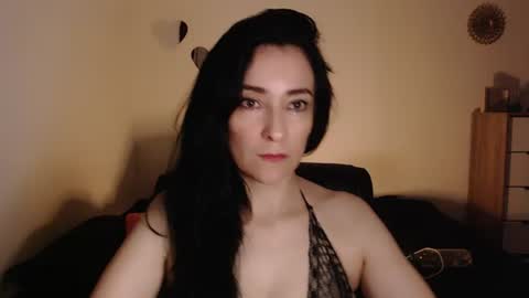 VALENTINA online show from February 17, 2:00 am