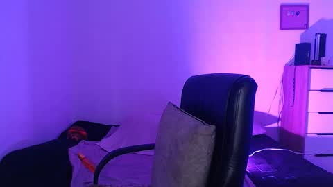 VALENTINA online show from December 28, 12:15 am