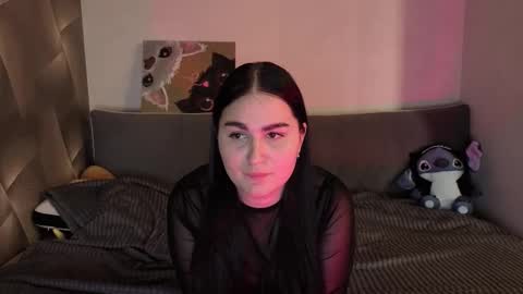 Lili online show from March 17, 2:21 pm