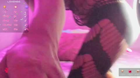 aniaross18 online show from October 17, 5:32 am