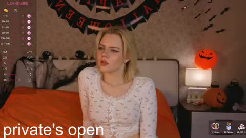 Alice online show from November 2, 2:42 pm