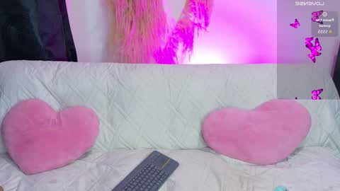 anika_kiti online show from March 2, 9:10 pm