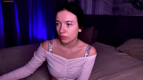 Anika  online show from February 18, 8:37 pm