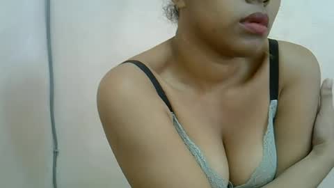anischah online show from June 12, 7:27 am