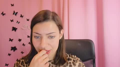 Anni online show from October 24, 5:03 am