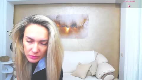 my name is Ani  online show from October 14, 7:33 am