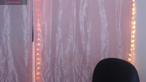 ANITTA online show from May 21, 1:14 am