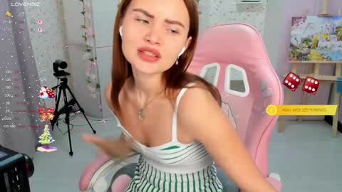 Anita online show from December 15, 4:23 pm