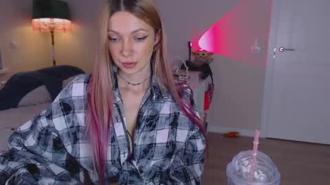anita_moon_ online show from October 18, 11:39 pm