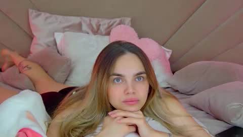 AnitaVenture online show from October 19, 4:25 am