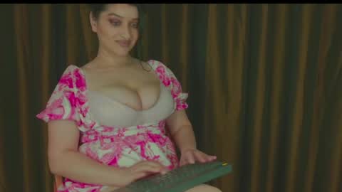 Anitta online show from April 30, 8:57 pm