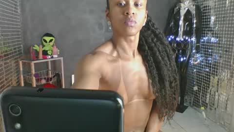 Hello My name is NaiaraPv is OPEN online show from May 20, 7:55 pm