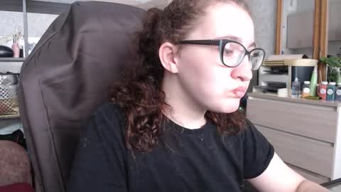 Nameless online show from February 4, 4:26 am