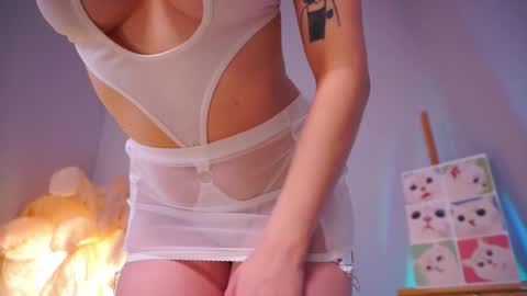 Ann online show from February 5, 2:20 pm