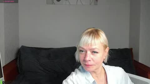 ann_annise online show from May 11, 2:45 pm