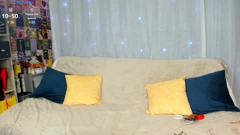 Snapshot of anna127moon chatting on January 15, 4:36 am Anna online show from January 15, 4:36 am