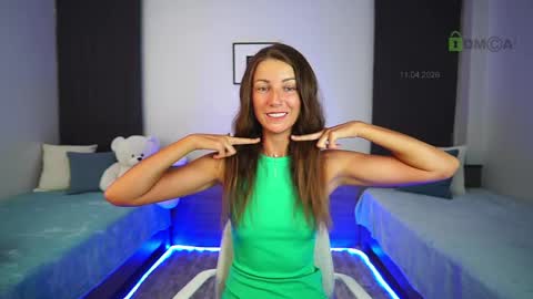 Anna Shine online show from April 11, 1:04 pm