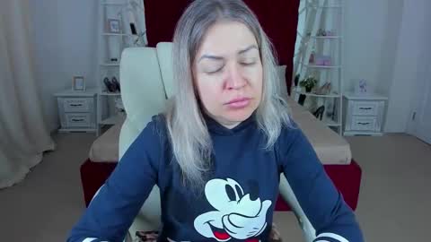 anna_snow9 online show from March 26, 7:21 am