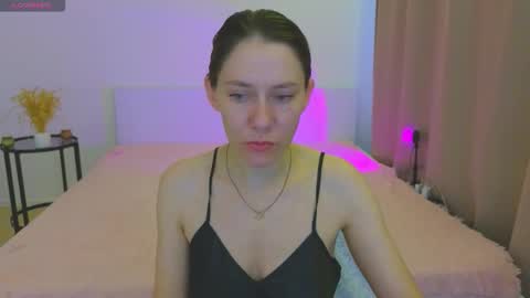 annaabels online show from November 10, 5:24 am