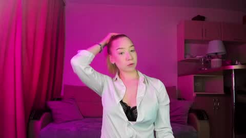 Snapshot of annabelle_art chatting on February 6, 5:46 am Annabelle online show from February 6, 5:46 am