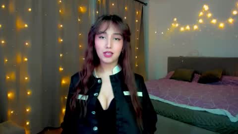 Anna online show from December 21, 5:50 pm