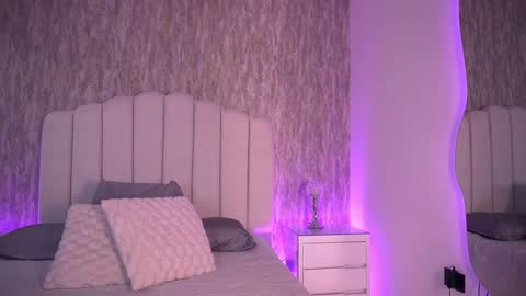 Anne babb online show from March 31, 8:09 pm