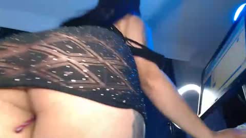 Snapshot of anne_lennon_ chatting on September 10, 5:57 pm Anne online show from September 10, 5:57 pm