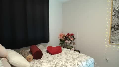 Anne Willow online show from February 28, 5:51 am