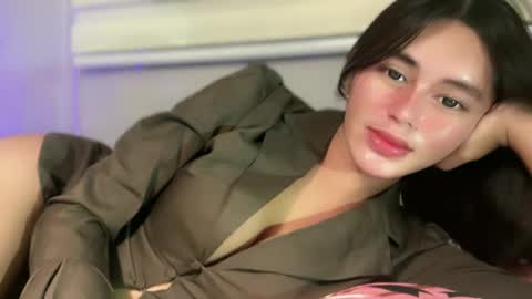 Kim online show from December 18, 9:52 pm