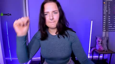 annet_fup online show from October 2, 1:05 pm