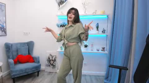 annetli online show from June 20, 4:38 am