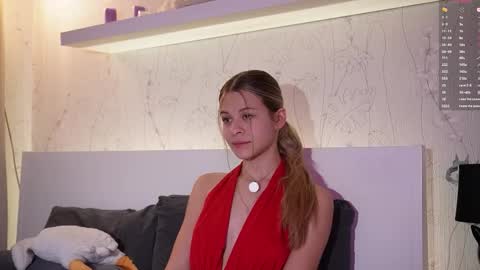 Anne online show from October 16, 6:54 pm