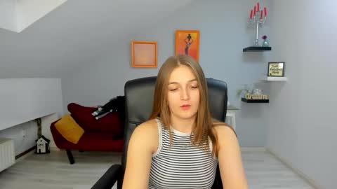 annewilsonn online show from February 4, 4:54 pm