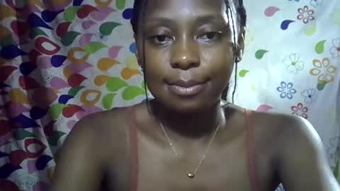 Annie online show from March 25, 6:11 pm