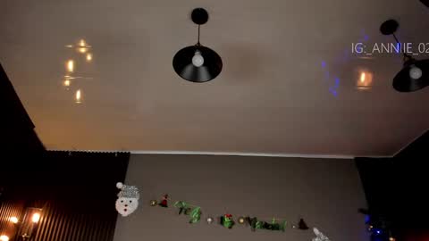 annie_barozzi online show from December 21, 12:59 pm
