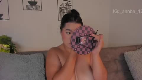 annie_barozzi online show from May 16, 11:42 am