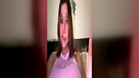 Anniecattie online show from July 2, 5:35 am