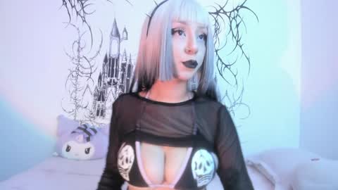 annie  online show from December 20, 6:50 am