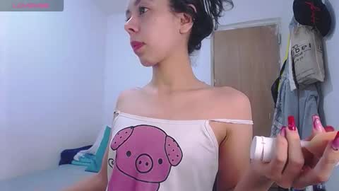annie_rosse1017 online show from October 11, 4:28 am