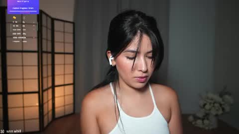 anniehillofficial_ online show from August 8, 8:50 pm