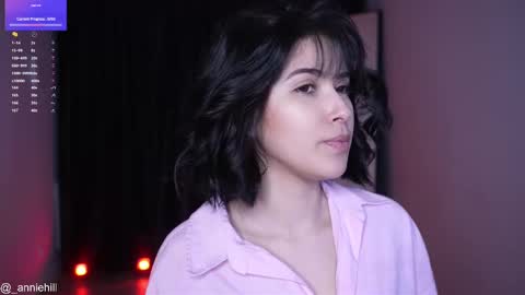 Snapshot of anniehillofficial_ chatting on March 5, 9:06 pm anniehillofficial_ online show from March 5, 9:06 pm