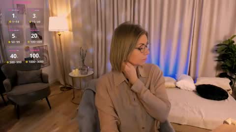 Annie online show from February 17, 6:24 am