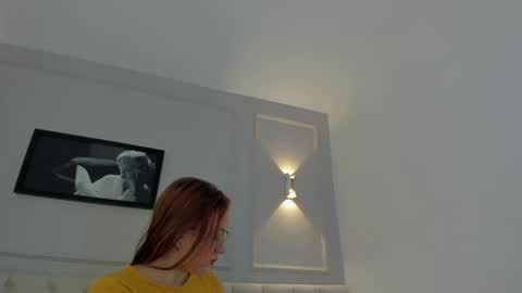 Snapshot of anniemartinezz chatting on March 8, 11:45 am Annie online show from March 8, 11:45 am